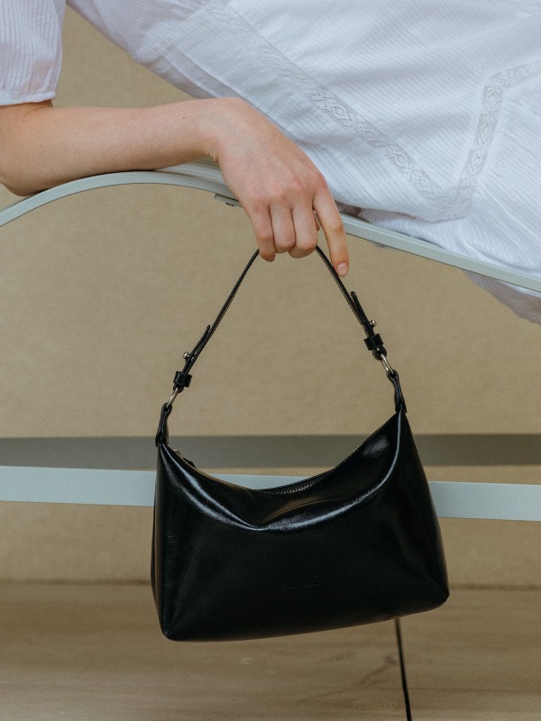 체인 미니 숄더백 Chain Mini Shoulder bag - 블랙